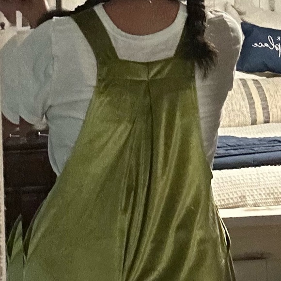 🌞 Olive Green Velvet overalls - Picture 3 of 5